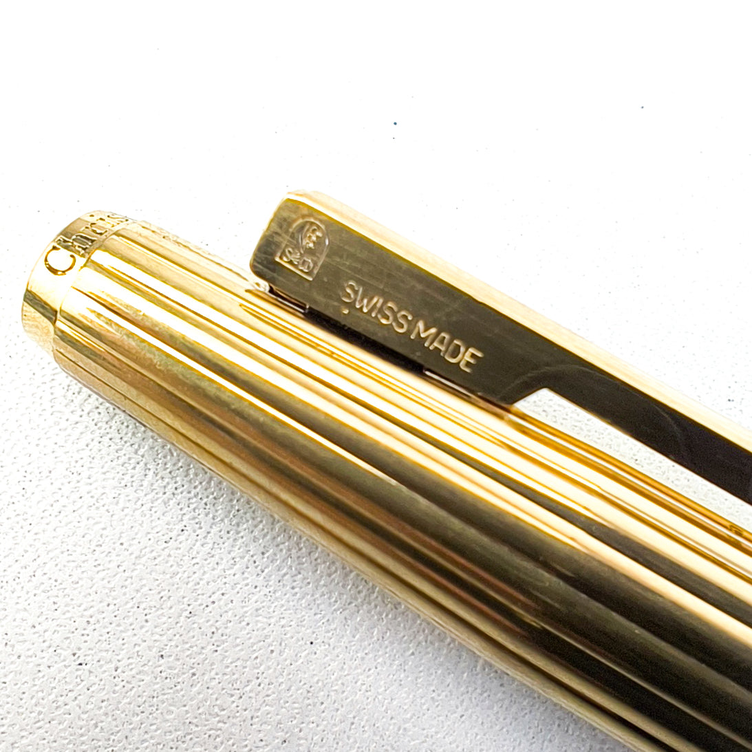 CHRISTIAN DIOR LOGO FLUTED GOLDPLATED FOUNTAIN PEN (1980s)