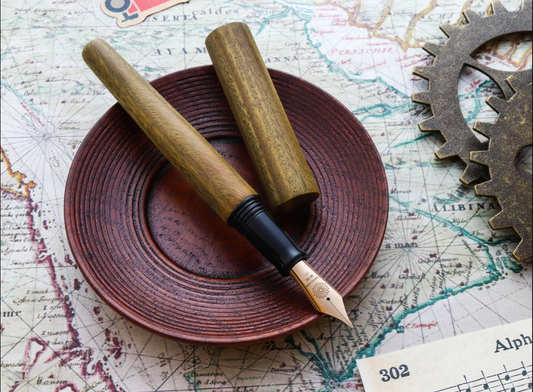 WANCHER SEKAIJU/WORLD TREE VERAWOOD FOUNTAIN PEN