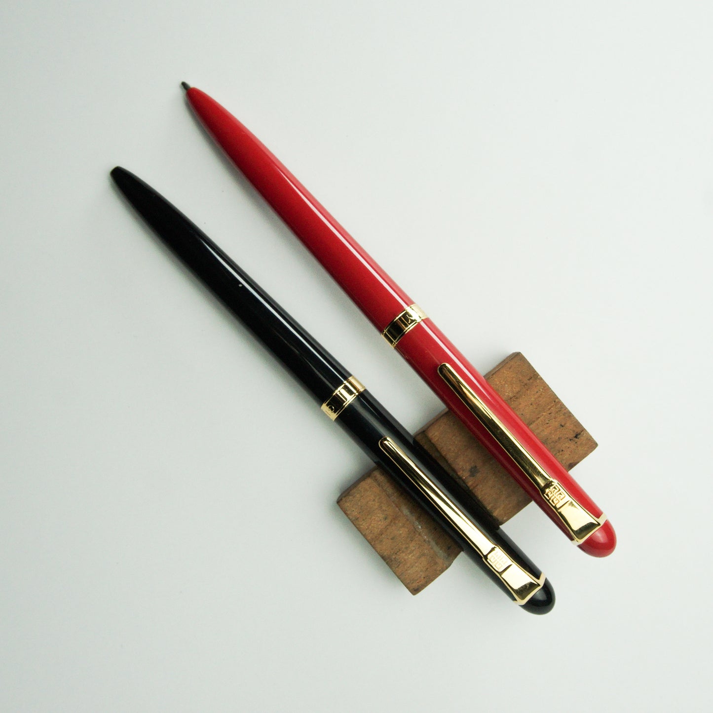 GIVENCHY STYLOS BALLPOINT SET