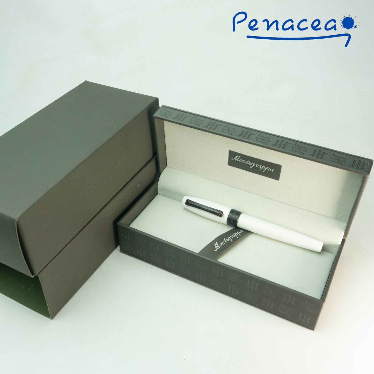 MONTEGRAPPA FORTUNA WHITE RUTHENIUM PLATED FOUNTAIN PEN