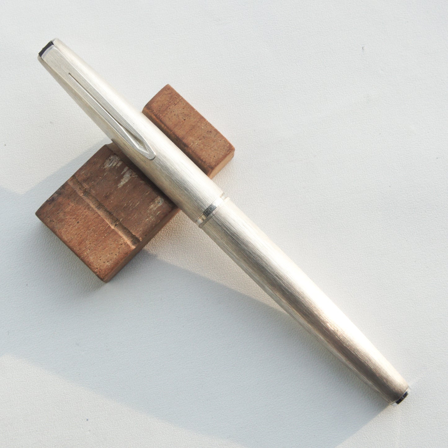 AURORA INTERNATIONAL ARCHIVI STORICI ARGENTO FOUNTAIN PEN (1980s)