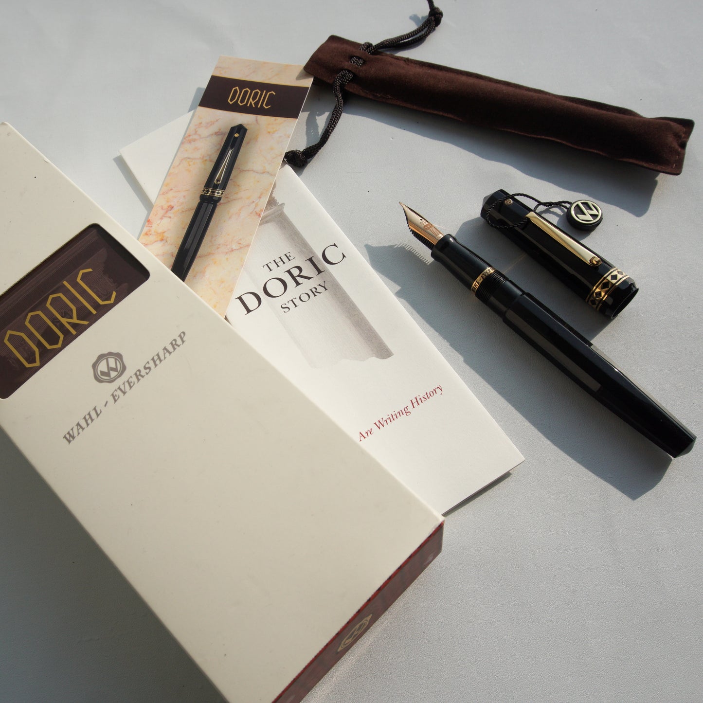 WAHL EVERSHARP MODERN DORIC JET BLACK FOUNTAIN PEN