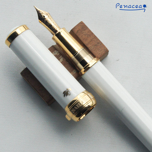 SAILOR ARITA YAKI 400th ANNIVERSARY KORANSHA WHITE PORCELAIN GT FOUNTAIN PEN (2008)
