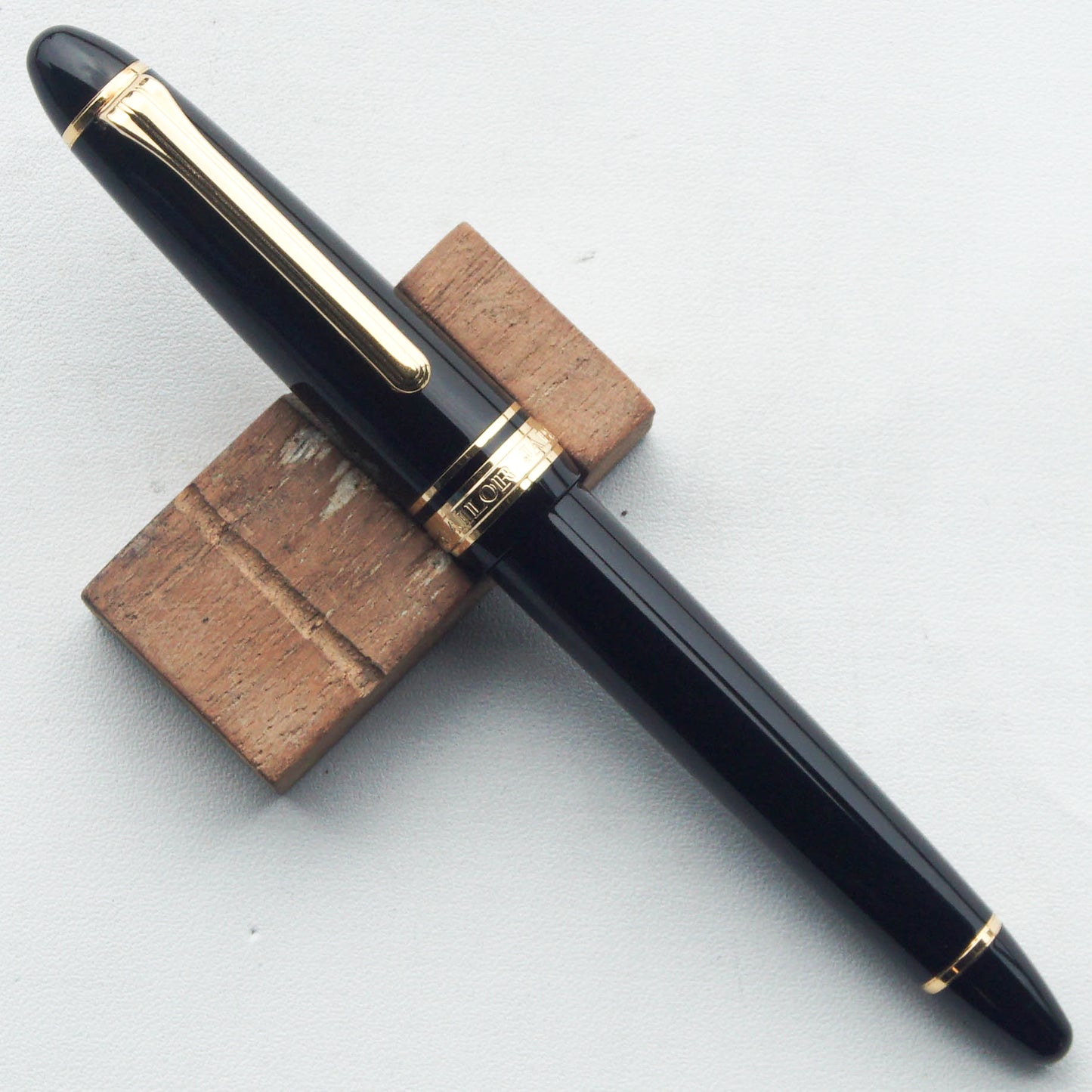 SAILOR 1911 STANDARD BLACK GT FOUNTAIN PEN (2022)