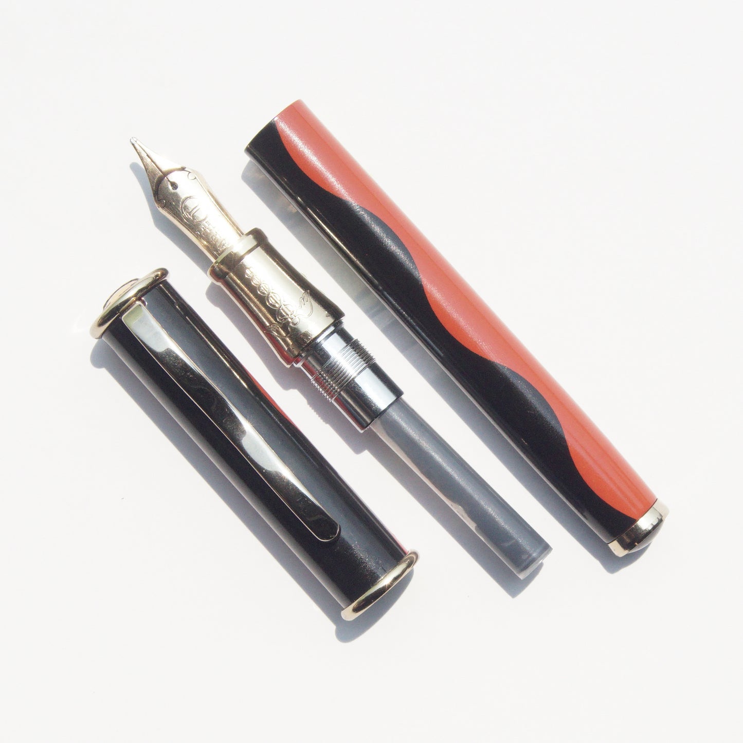 SAILOR LIMITED EDITION 85th ANNIVERSARY THETA CLUB URUSHI VERMILLION SPECIALTY NIB FOUNTAIN PEN (1996)