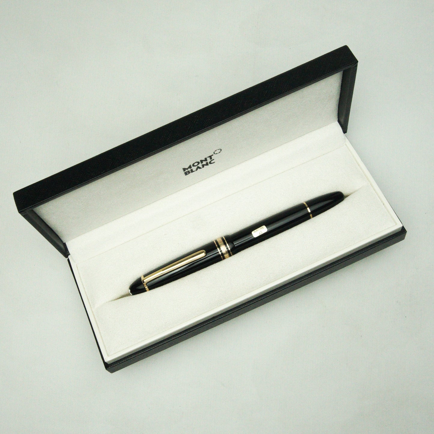 MONTBLANC 146 LEGRAND FOUNTAIN PEN (1992)