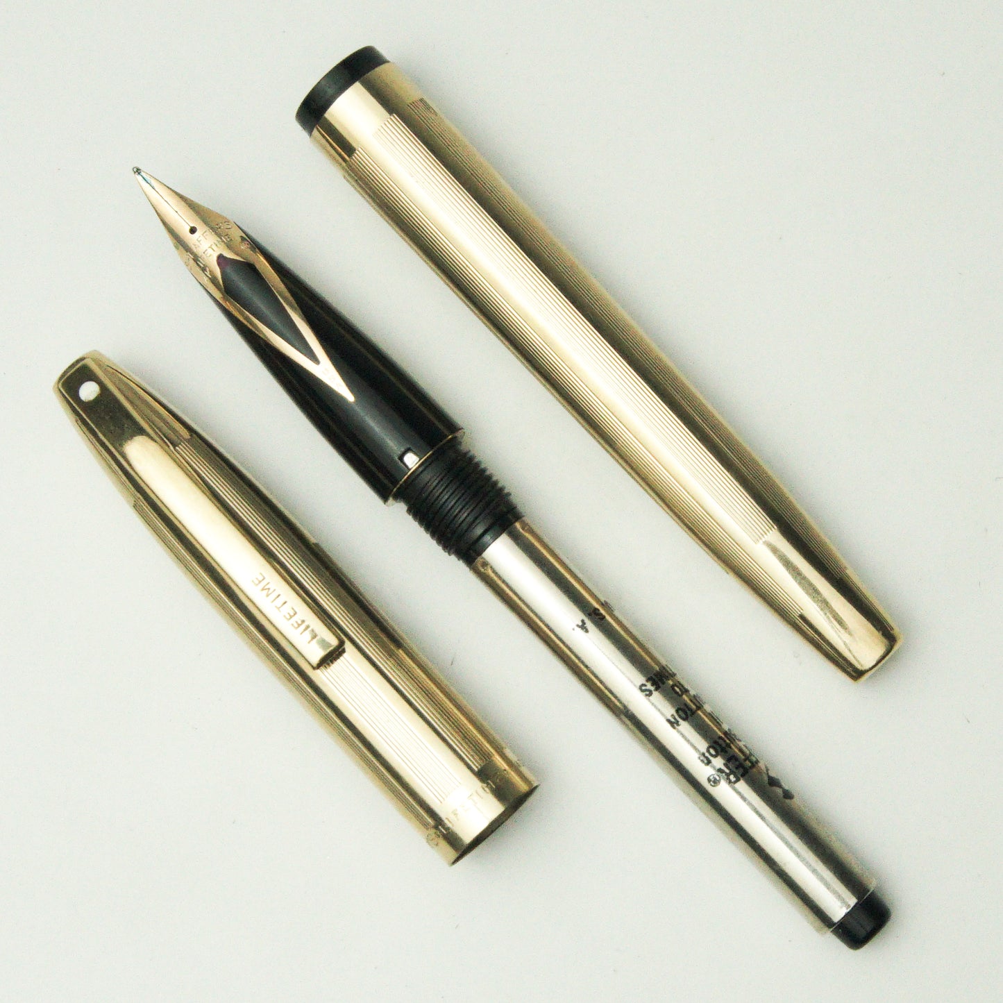 SHEAFFER IMPERIAL LIFETIME FOUNTAIN PEN (1963)