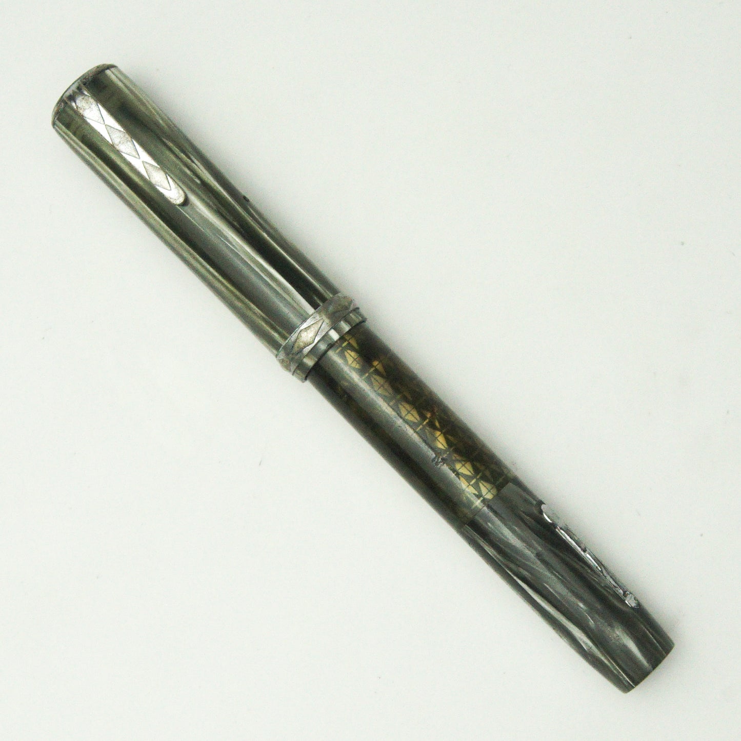 WATERMAN LADY PATRICIA GRAY LACE FOUNTAIN PEN (1936)