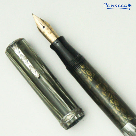 WATERMAN LADY PATRICIA GRAY LACE FOUNTAIN PEN (1936)