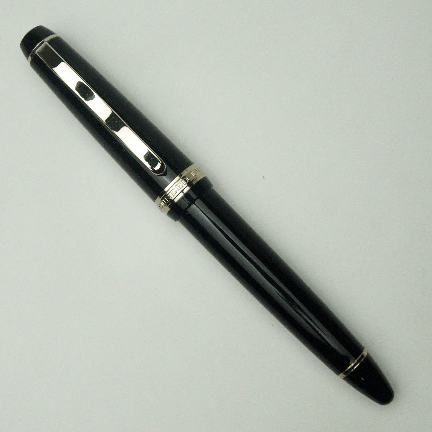 SAILOR PROFIT THETA CLUB SPECIAL EDITION FOUNTAIN PEN (1996)