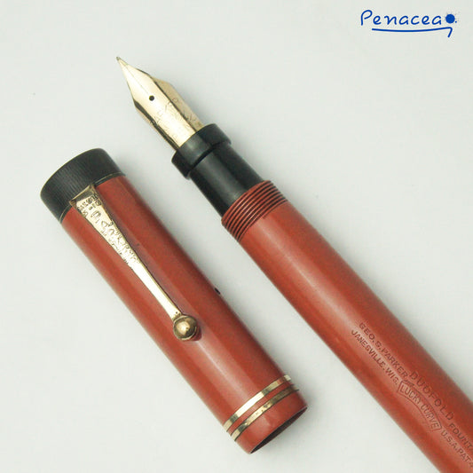 PARKER DUOFOLD LUCKY CURVE SENIOR RED PERMANITE FOUNTAIN PEN (1928)