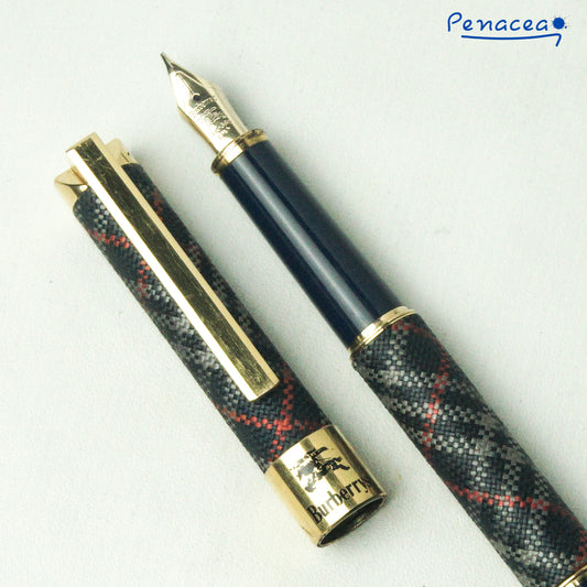 BURBERRY CHECK COLLECTION BEF303 FOUNTAIN PEN (1996)