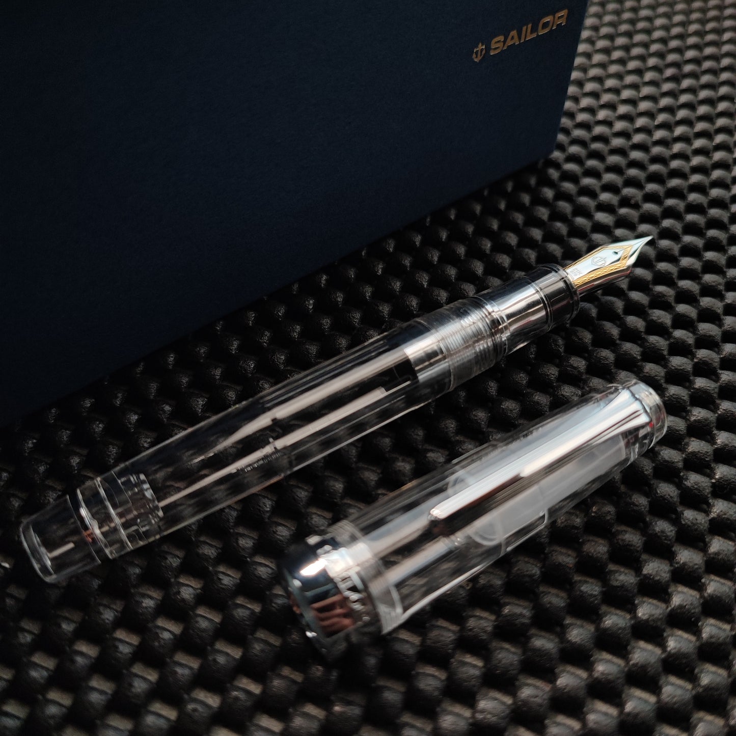 SAILOR PROFESSIONAL GEAR DEMONSTRATOR FOUNTAIN PEN