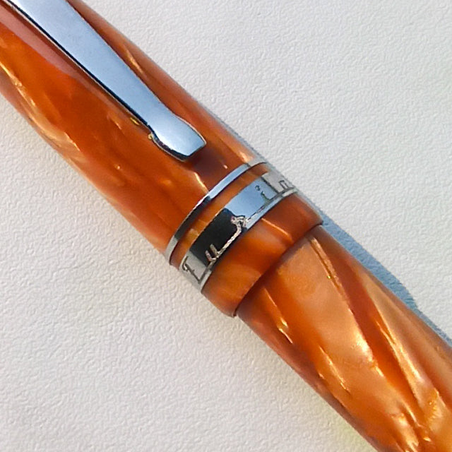 DELTA X CHATTERLEY FUSION 82 LE CELLULOID SAFRON FOUNTAIN PEN (2014)