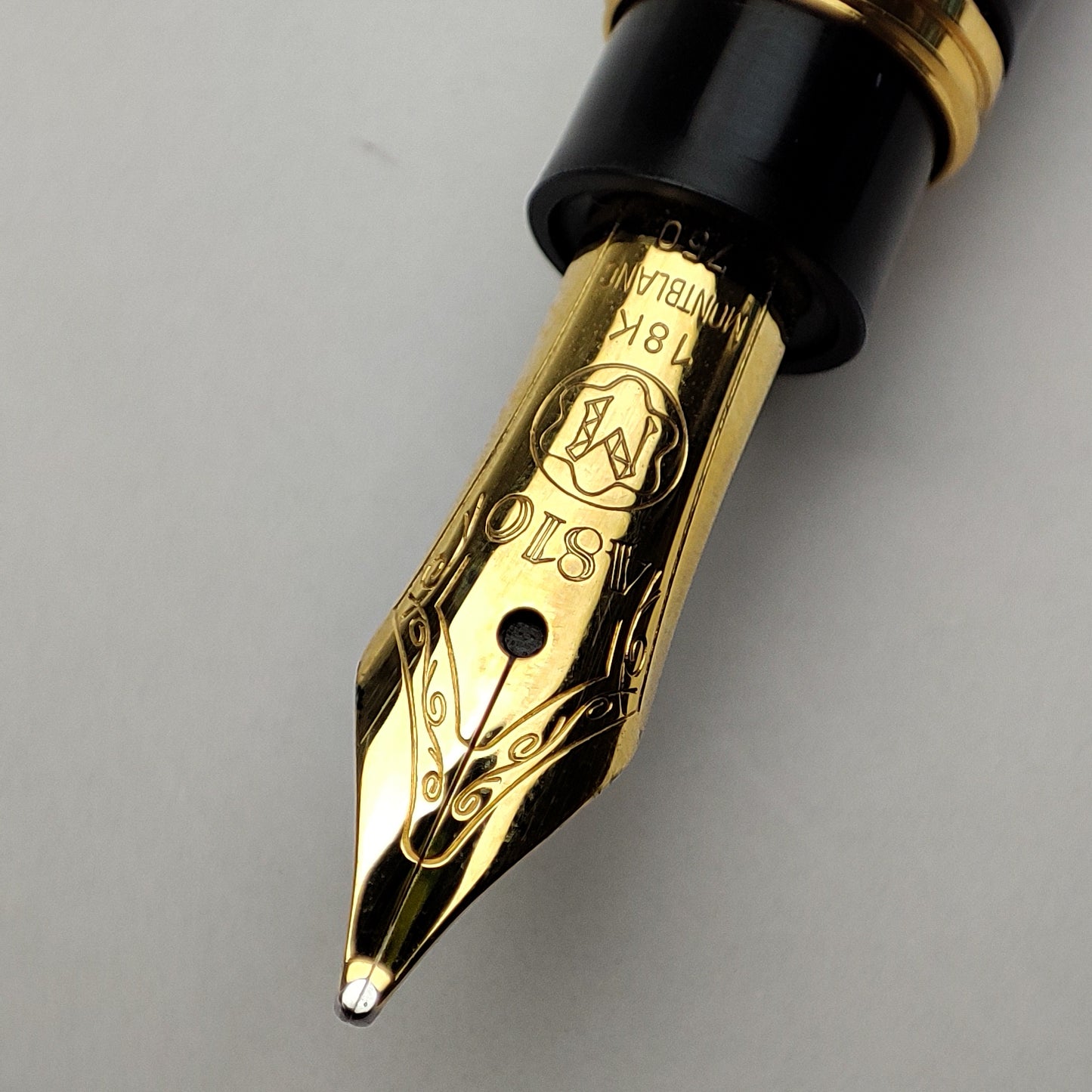 MONTBLANC 114 SOLITAIRE HOMMAGE TO WOLFGANG AMADEUS MOZART STERLING SILVER Ag925 PINSTRIPE FOUNTAIN PEN (1997)