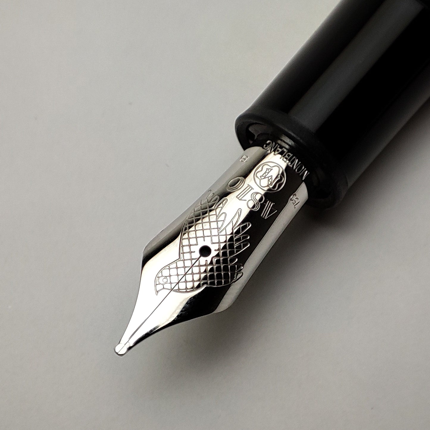 MONTBLANC DONATION PEN TO SIR GEORG SOLTI SPECIAL EDITION FOUNTAIN PEN (2001)