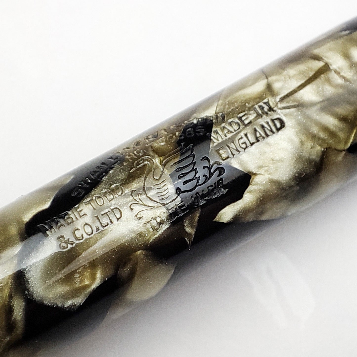 MABIE TODD SWAN LEVERLESS 1045 FOUNTAIN PEN (1930s)