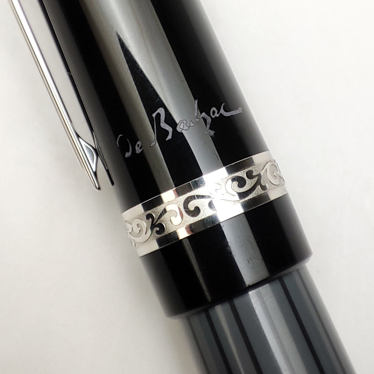 MONTBLANC WRITER'S EDITION HONORE DE BALZAC LIMITED EDITION FOUNTAIN PEN (2013)