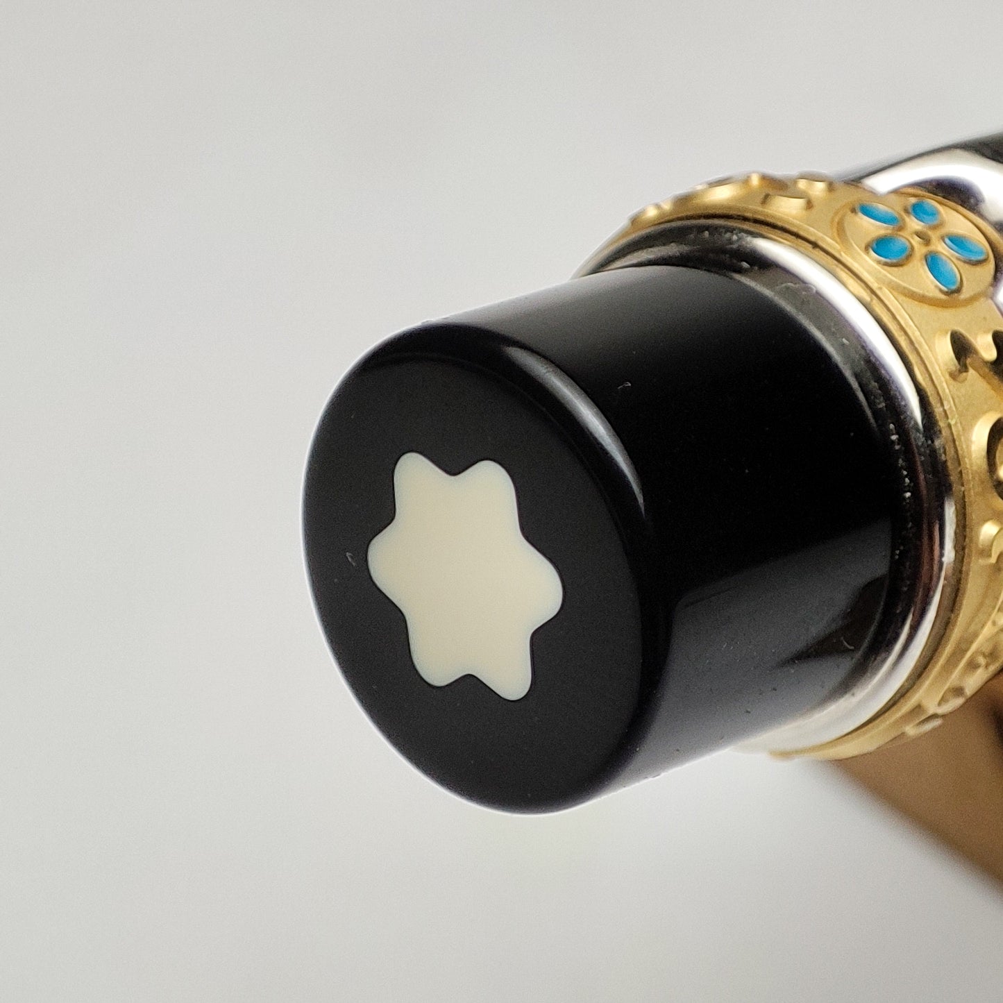 MONTBLANC WRITER'S EDITION HONORE DE BALZAC LIMITED EDITION FOUNTAIN PEN (2013)