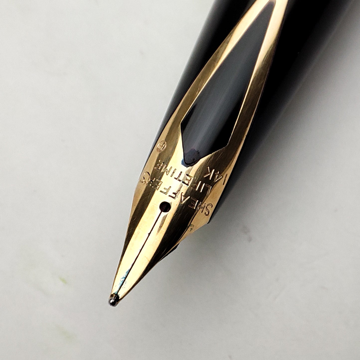 SHEAFFER IMPERIAL LIFETIME FOUNTAIN PEN (1963)