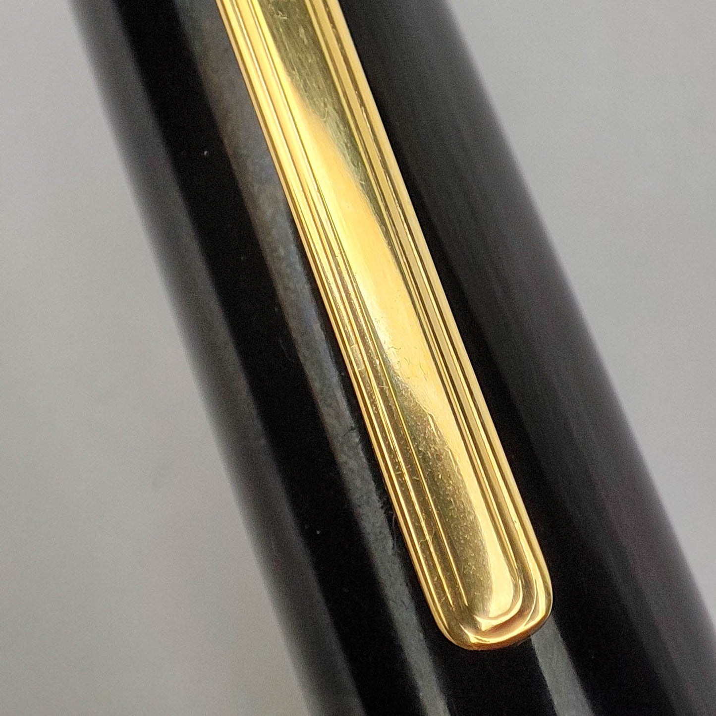 SAILOR 1911 LARGE OLDSTYLE FOUNTAIN PEN (1980s)