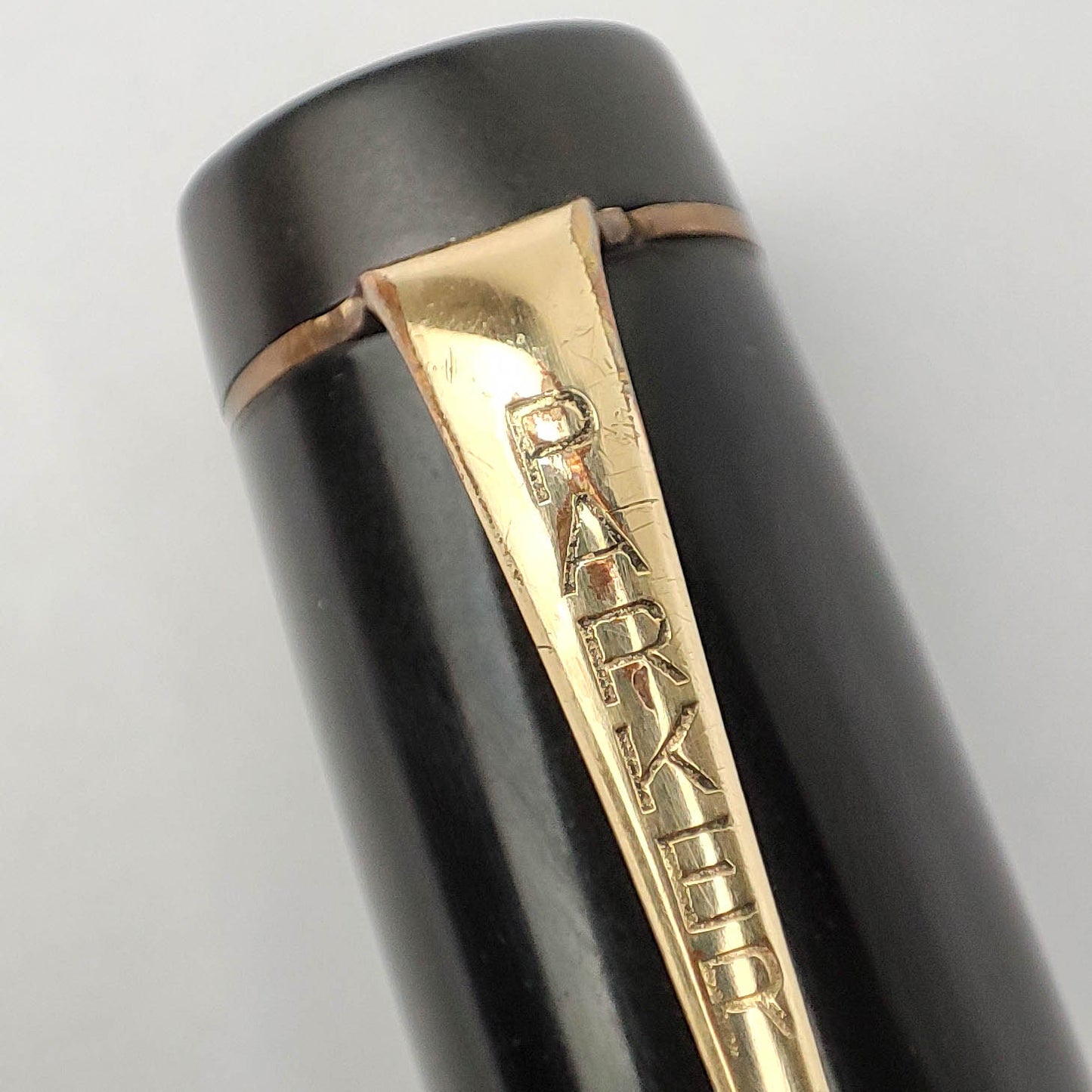 PARKER DUOFOLD SENIOR BLACK STREAMLINE FOUNTAIN PEN (1930)