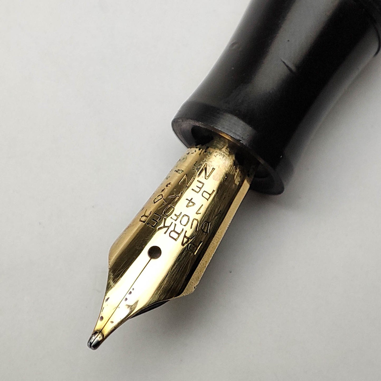 PARKER DUOFOLD SENIOR BLACK STREAMLINE FOUNTAIN PEN (1930)