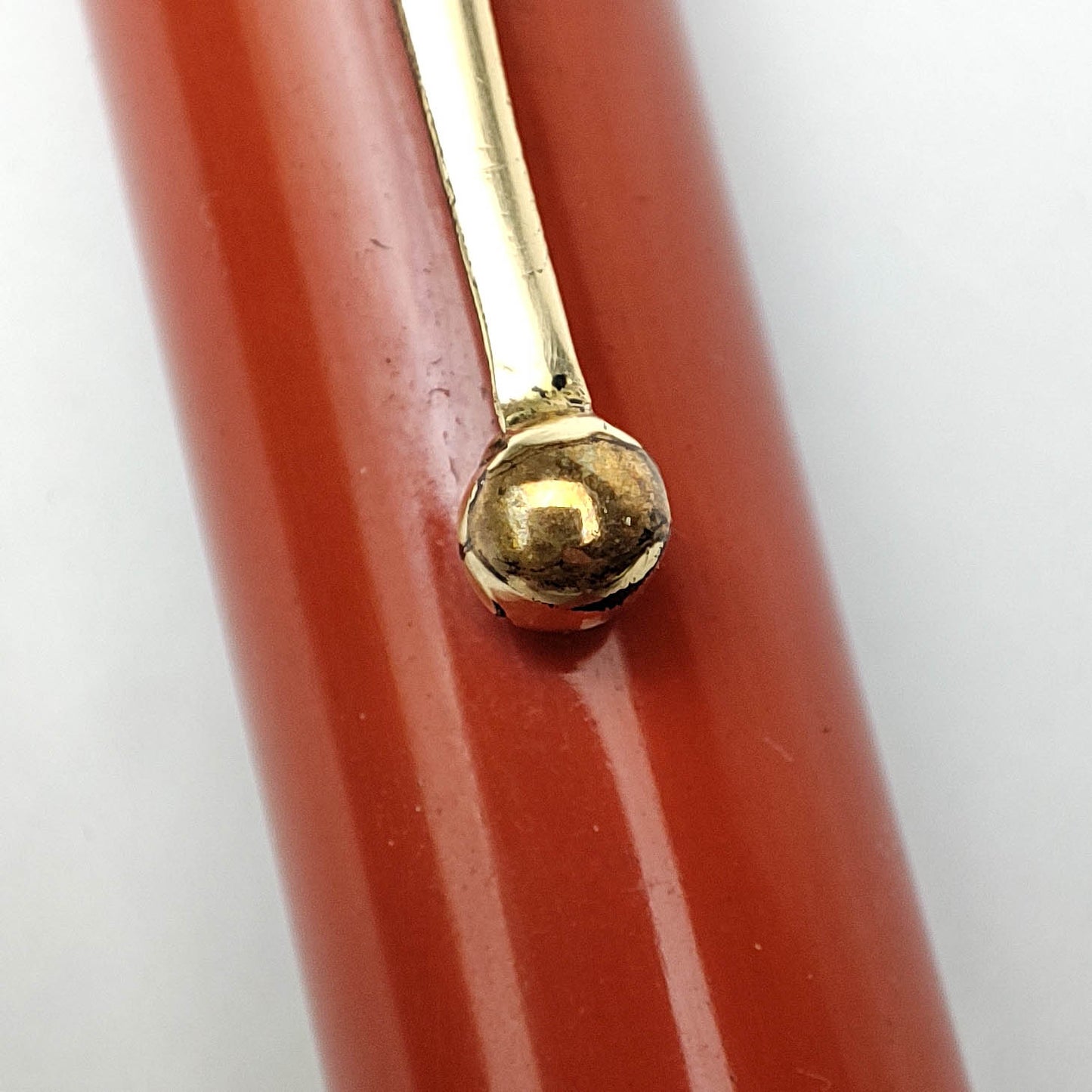 PARKER DUOFOLD LUCKY CURVE SENIOR RED PERMANITE FOUNTAIN PEN (1928)