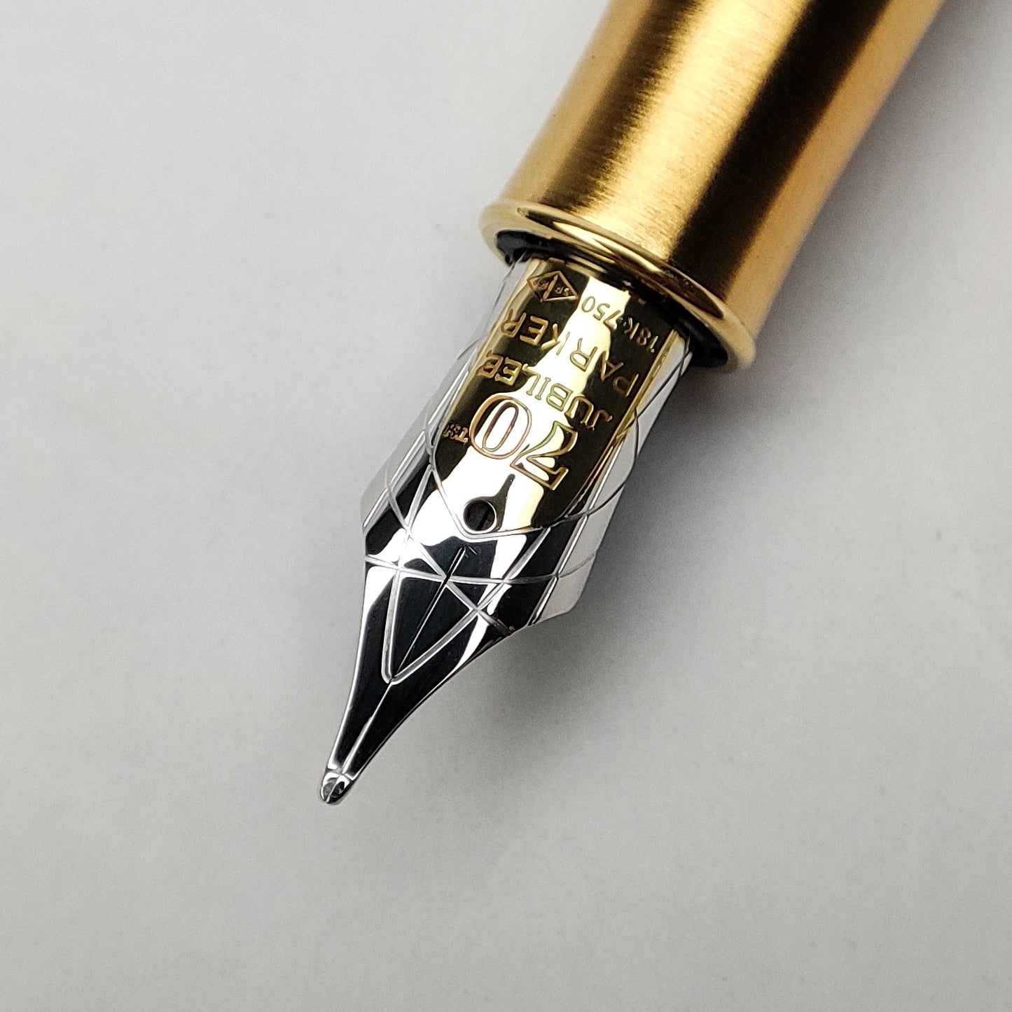 PARKER SONNET SPECIAL EDITION 70th QUEENS PLATINUM JUBILEE (2022)