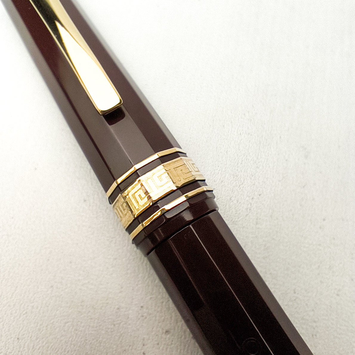 OMAS 555F BURGUNDY FOUNTAIN PEN (1990s)