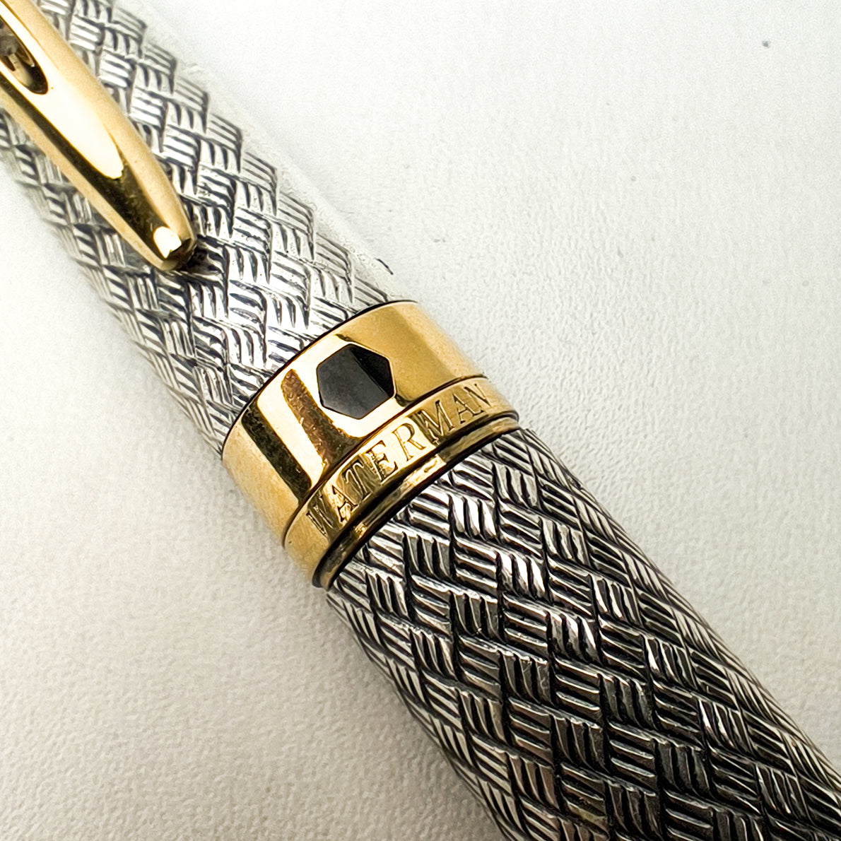 WATERMAN L'ETALON STERLING SILVER BASKETWEAVE FOUNTAIN PEN (1996)