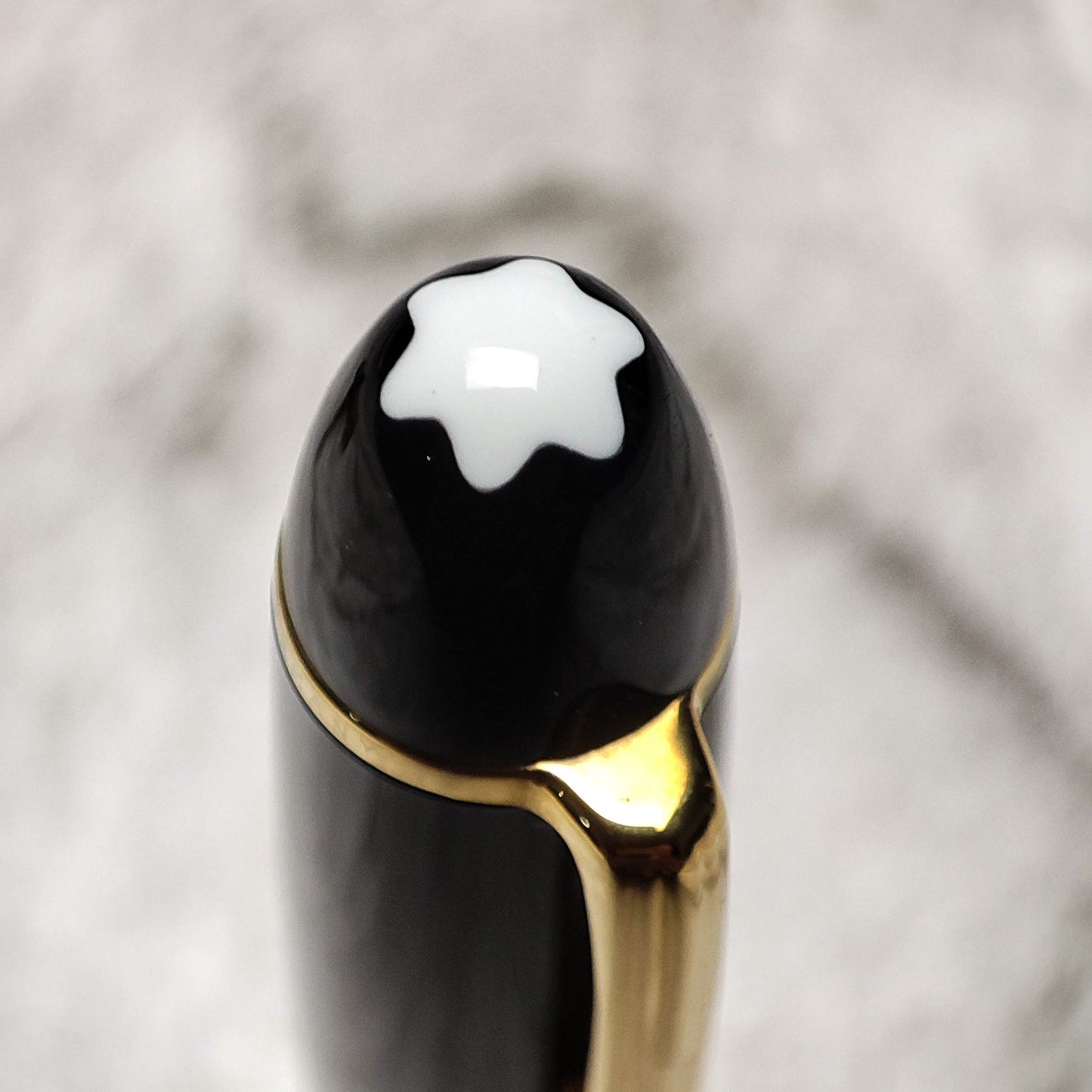 MONTBLANC MEISTERSTUCK 146 LEGRAND FOUNTAIN PEN (1995)