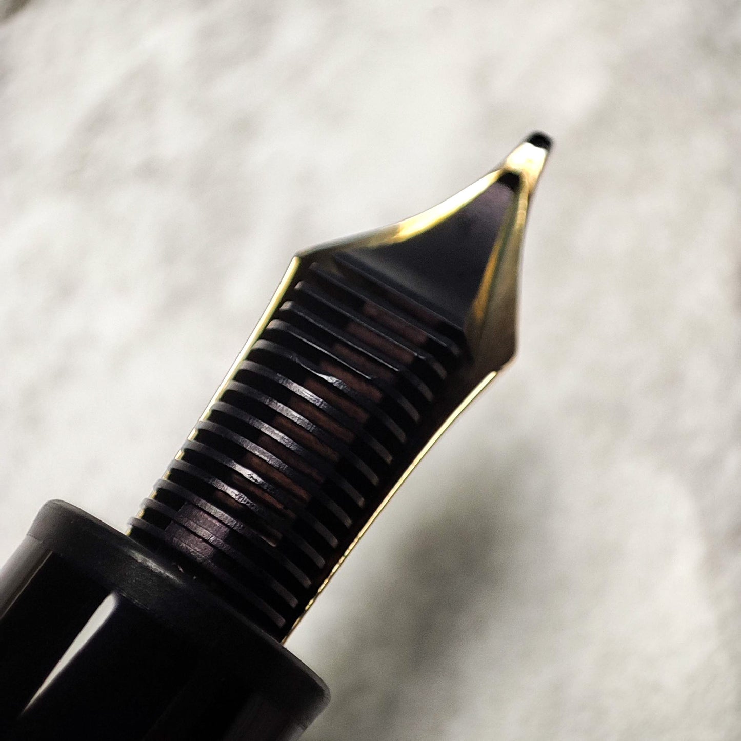 MONTBLANC MEISTERSTUCK 146 LEGRAND FOUNTAIN PEN (1995)