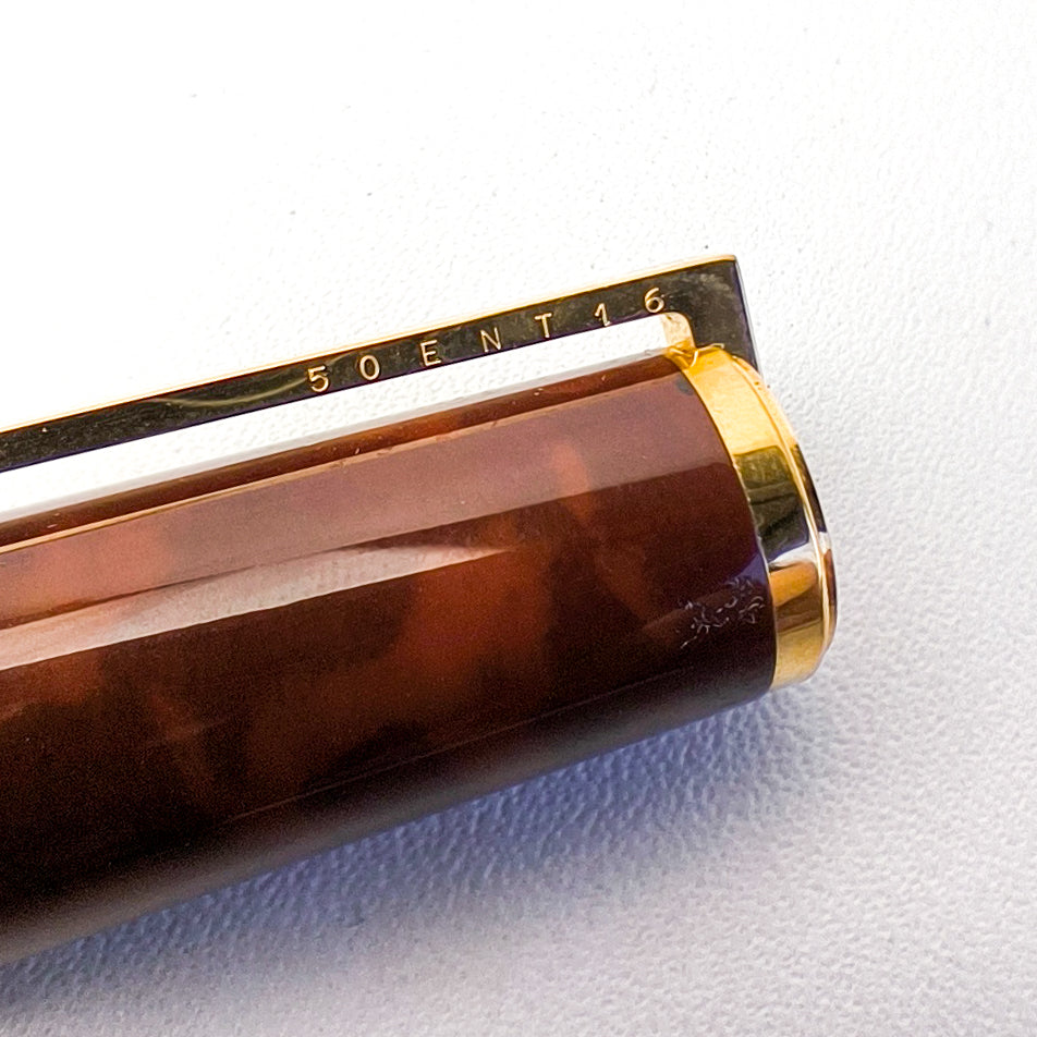 ST DUPONT MONTPARNASSE THUYA LAQUE DE CHINE FOUNTAIN PEN (1990s)