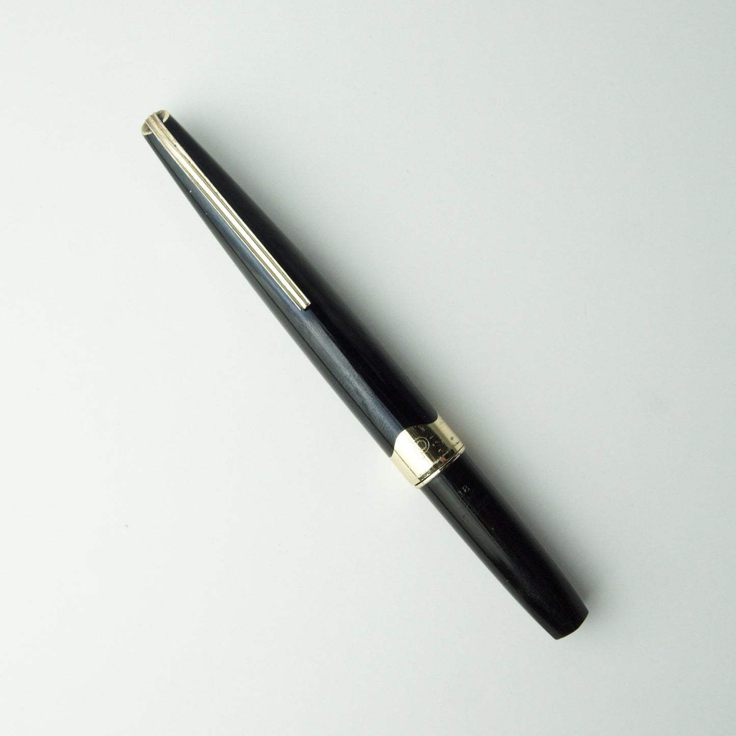 PLATINUM POCKET PKB-2000 BLACK GT FOUNTAIN PEN (1969)