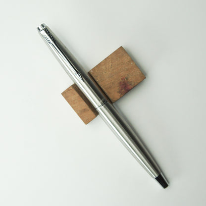 PARKER 45 FLIGHTER CHROME TAIL CT FOUNTAIN PEN (1970s)