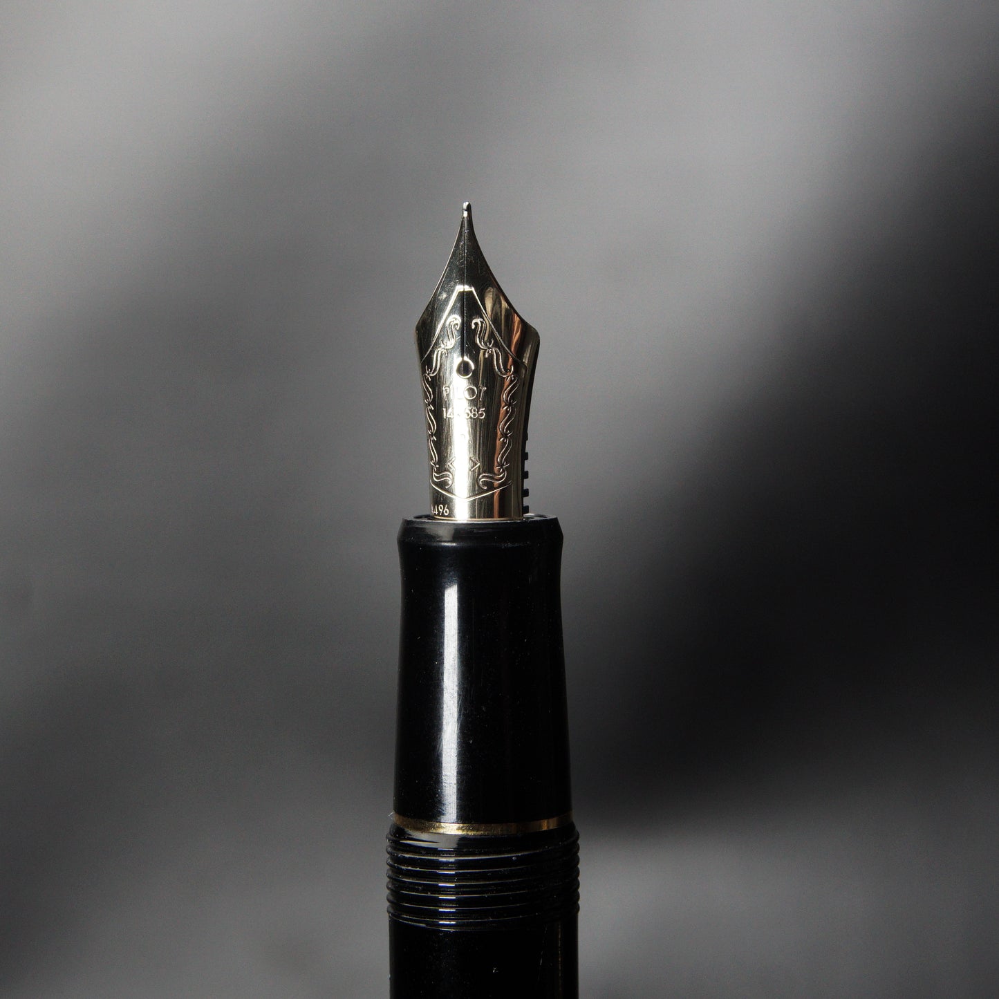 PILOT CUSTOM 74 BLACK GT FOUNTAIN PEN (1996)