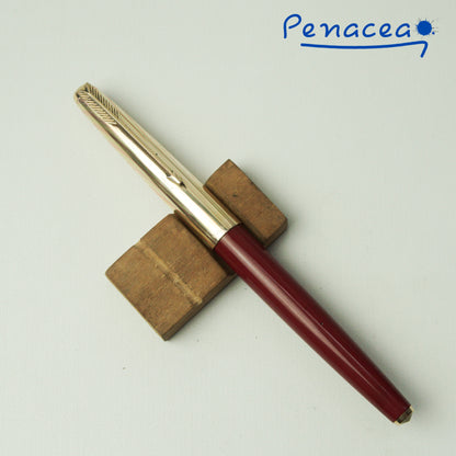 PARKER 61 HEIRLOOM RED FOUNTAIN PEN  (1960s)