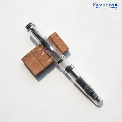 PELIKAN M205 DEMONSTRATOR FOUNTAIN PEN (2005)