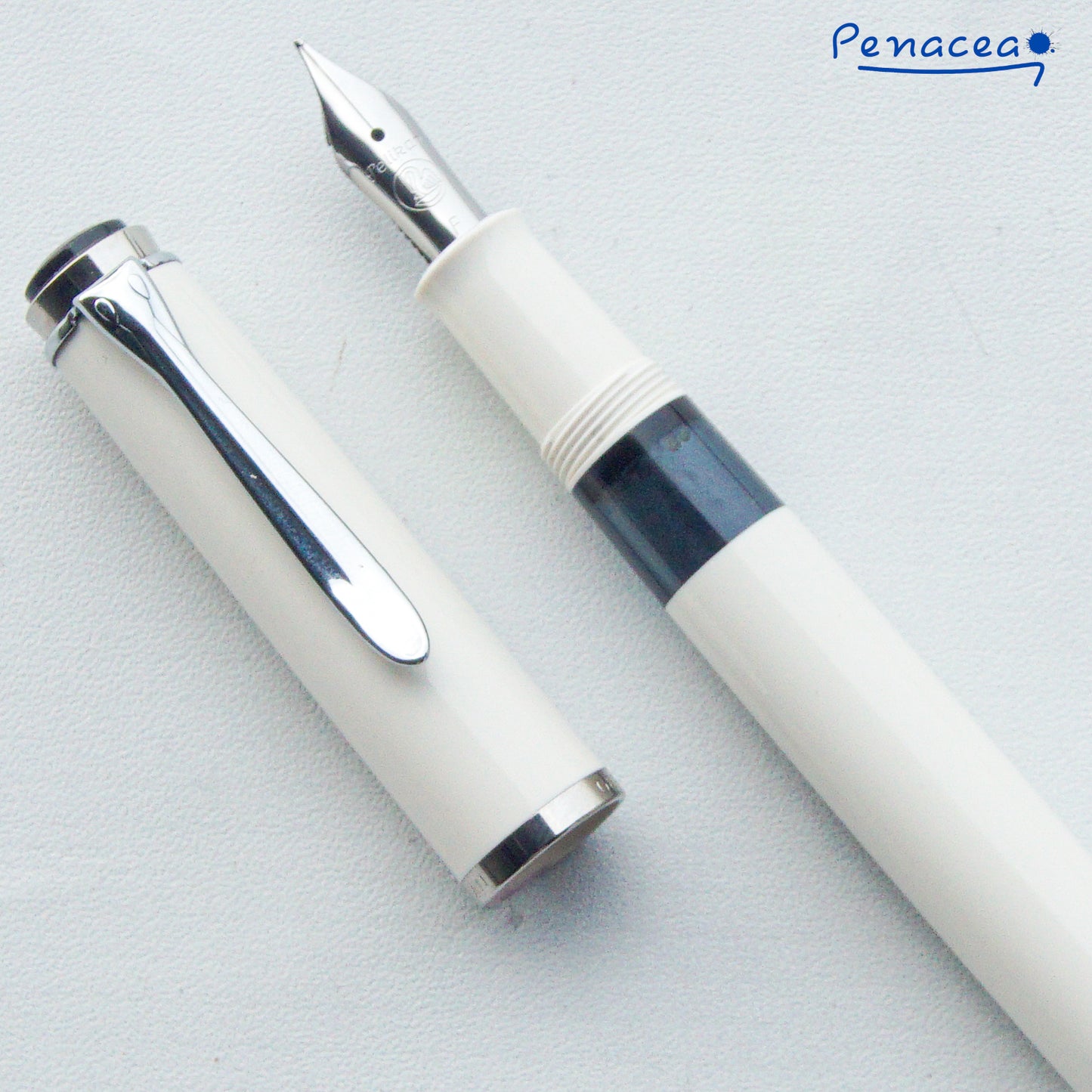 PELIKAN M205 WHITE CT FOUNTAIN PEN (2009)