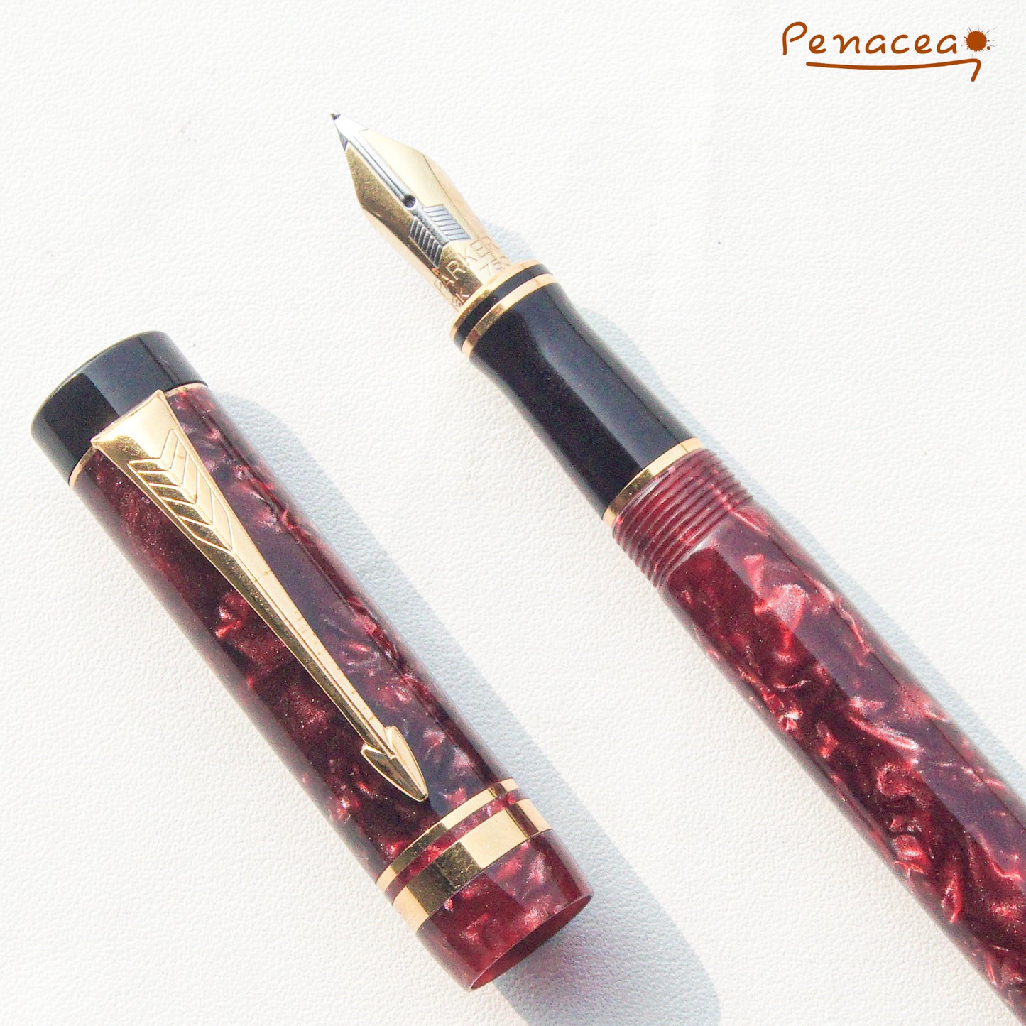 PARKER DUOFOLD INTERNATIONAL RED MARBLE MARK I FOUNTAIN PEN (1989)