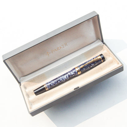 PARKER DUOFOLD INTERNATIONAL BLUE MARBLE FOUNTAIN PEN (1995)