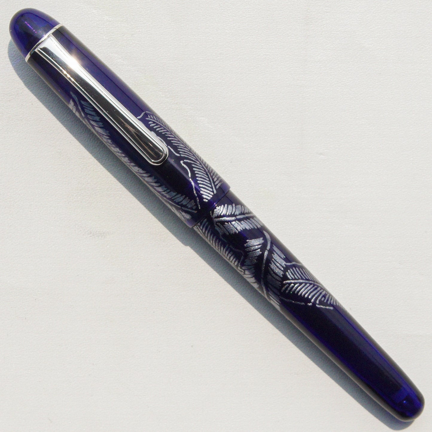 PLATINUM x MITSUKOSHI LIMITED EDITION BLUE FEATHER FOUNTAIN PEN  (2016)