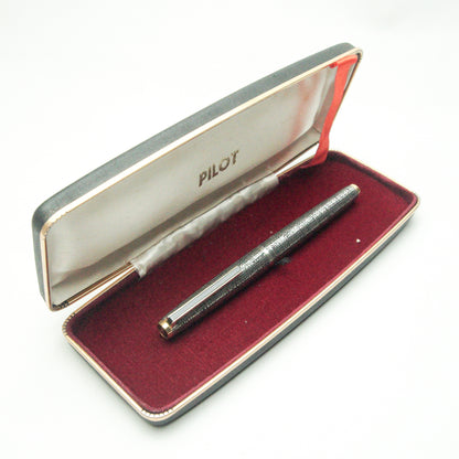 PILOT CUSTOM KR FABRIC ETCHED FOUNTAIN PEN (1972)