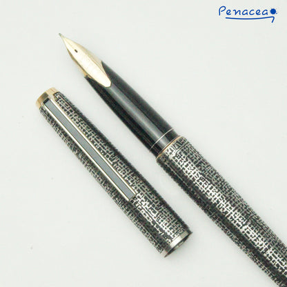 PILOT CUSTOM KR FABRIC ETCHED FOUNTAIN PEN (1972)