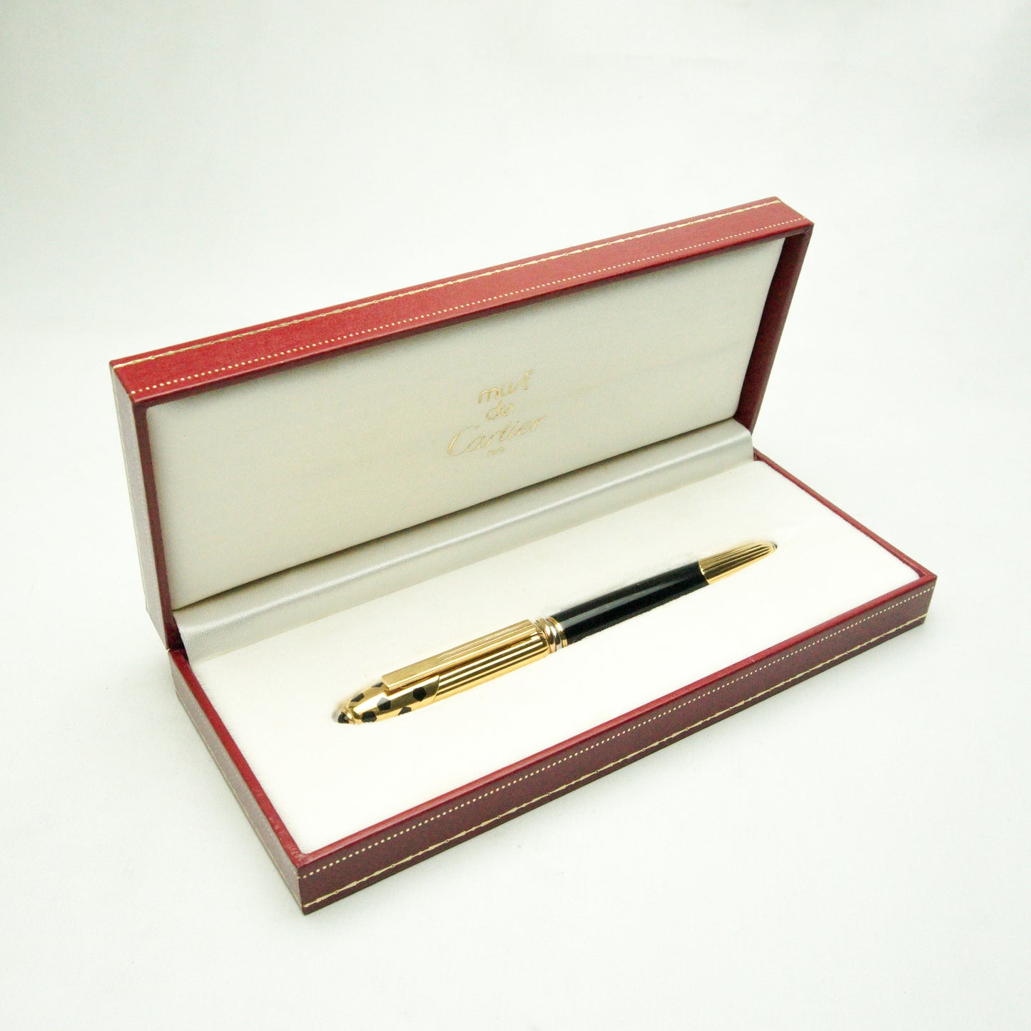 CARTIER PANTHERE BLACK LACQUER GOLDPLATED FOUNTAIN PEN (1990)