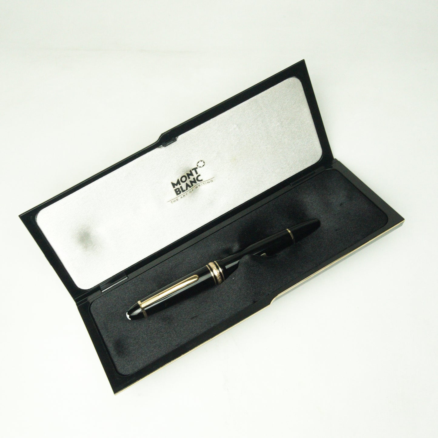 MONTBLANC 147 THE TRAVELER FOUNTAIN PEN (1995)