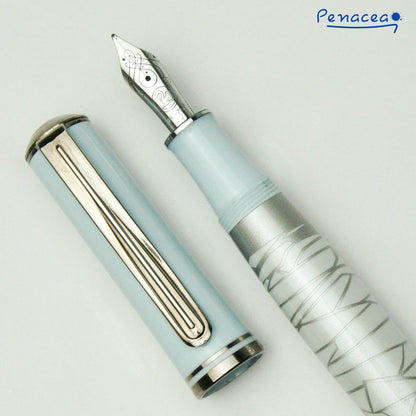 PELIKAN SPECIAL EDITION M640 ETERNAL ICE FOUNTAIN PEN (2010)