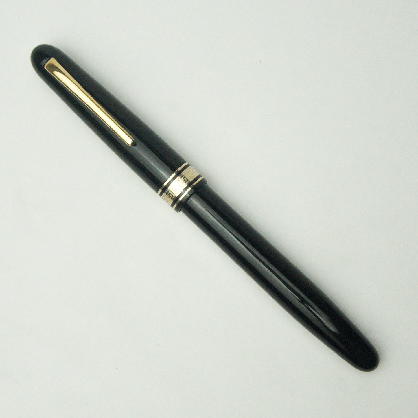 OMAS EXTRA OGIVA 556 BLACK FOUNTAIN PEN (1980s)