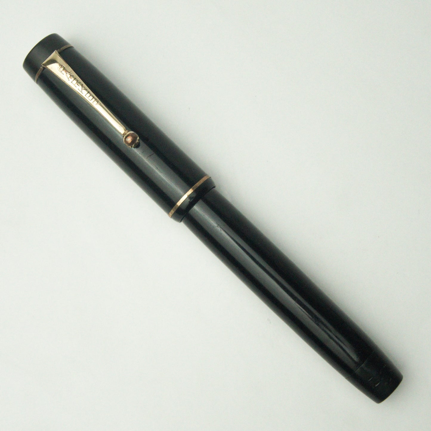 PARKER DUOFOLD SENIOR BLACK STREAMLINE FOUNTAIN PEN (1930)